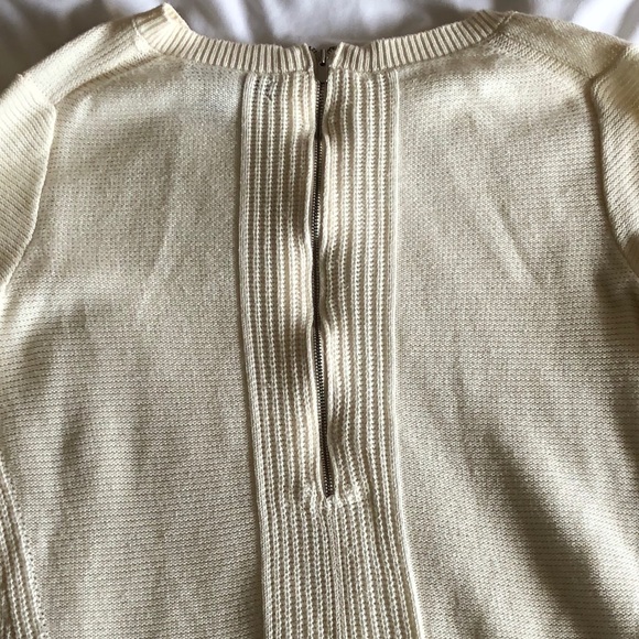 Banana Republic Zipper back Sweater - Picture 2 of 4